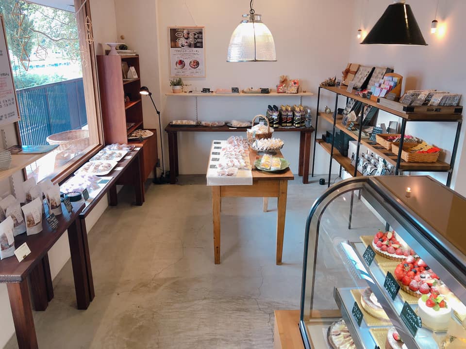 駒ヶ根店 | 旬のフルーツタルト kuus（クース）